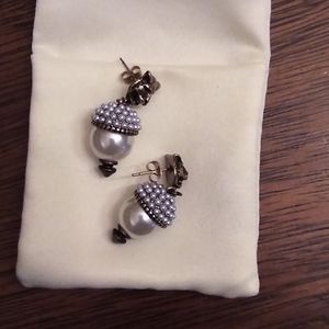 Pearl Gucci  feline earrings